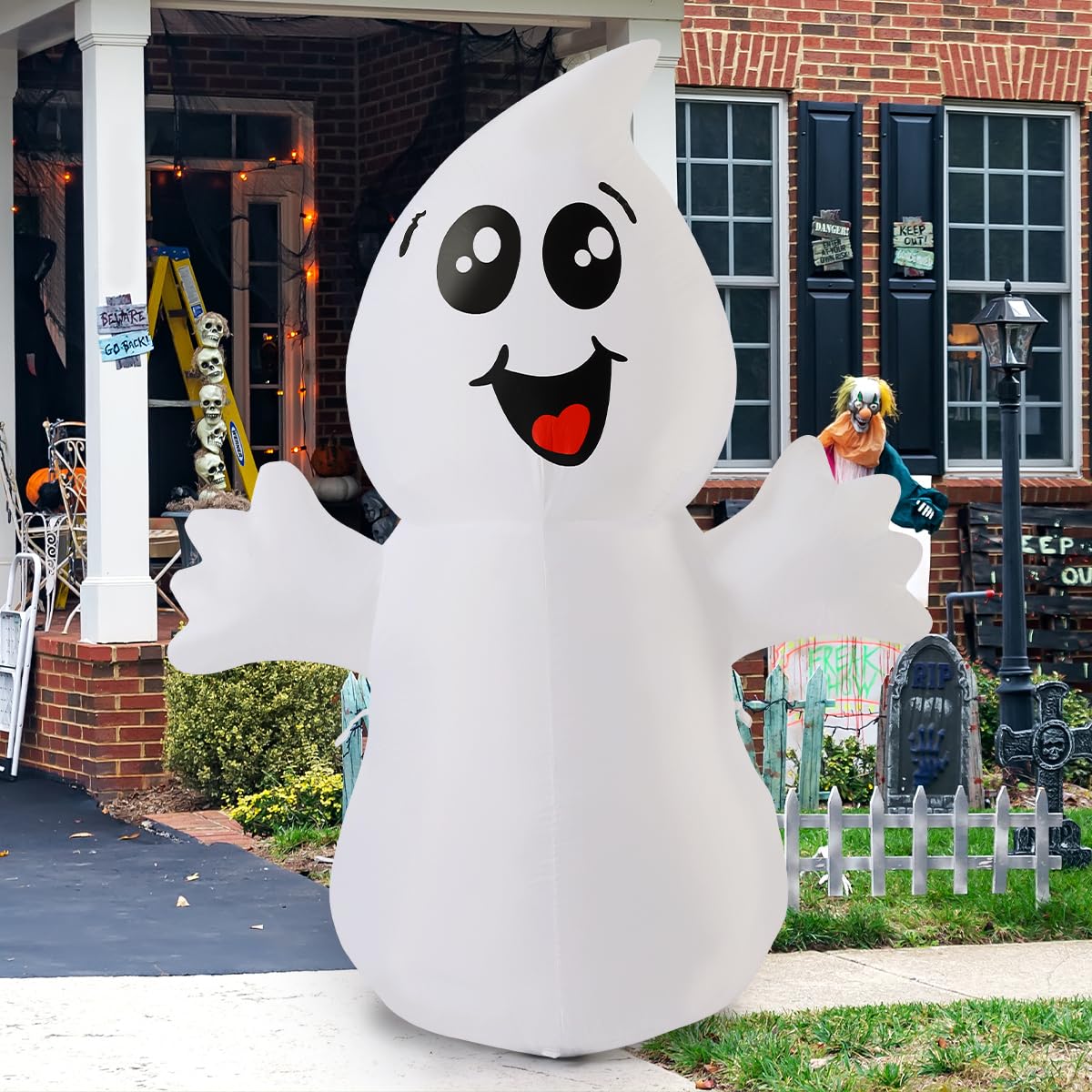 5 FT Inflatable Ghost Outdoor Decoration with Built-in LEDs C821