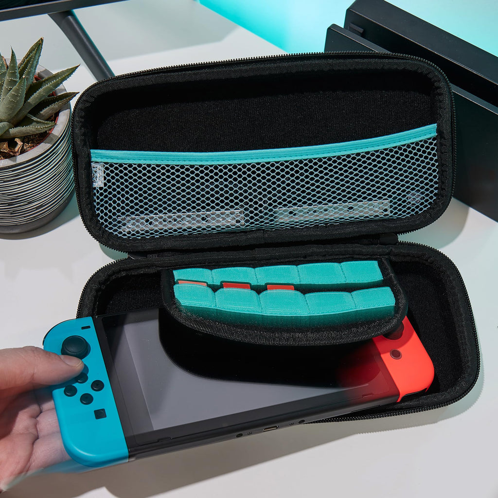 Hard Shell Travel Case for Nintendo Switch and OLED Model Q1724
