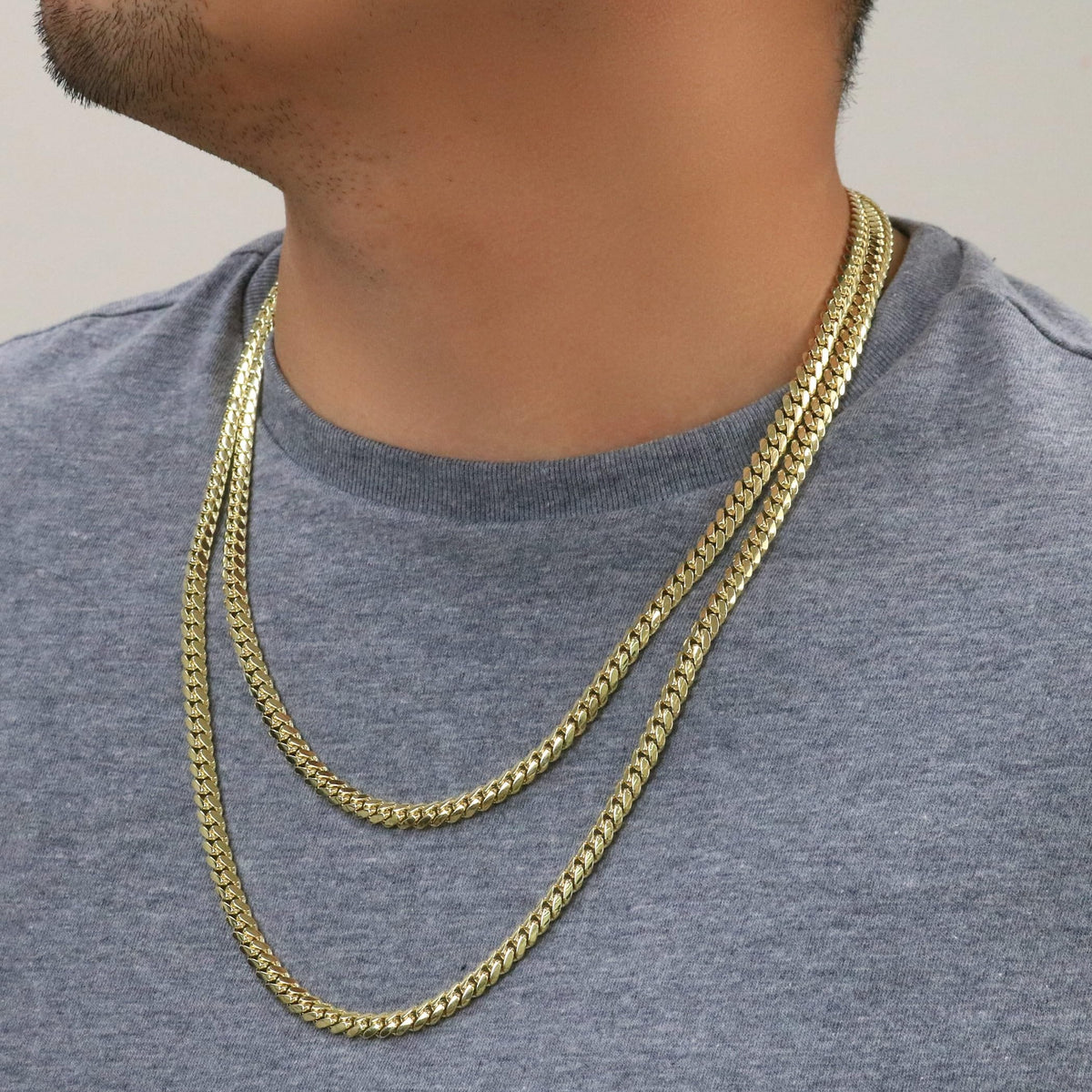 10k Yellow Gold Cuban Link Chain Necklace T883617